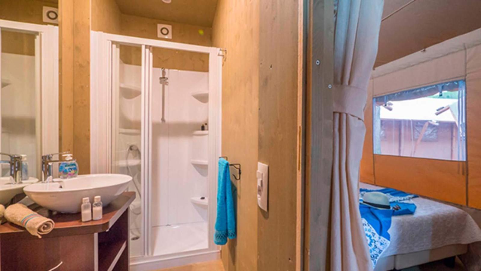 Hotel Eurocamp Tents At Campsite Val Saline Rovinj Exteriér fotografie