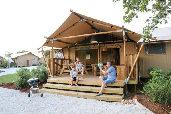 Hotel Eurocamp Tents At Campsite Val Saline Rovinj Exteriér fotografie